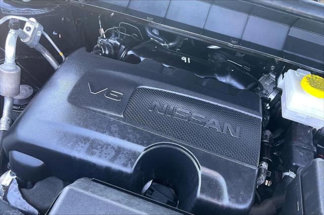 2024 Nissan Pathfinder SL FWD