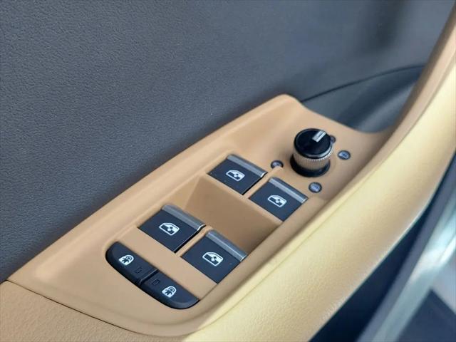 2025 Audi Q8 Premium 55 TFSI quattro