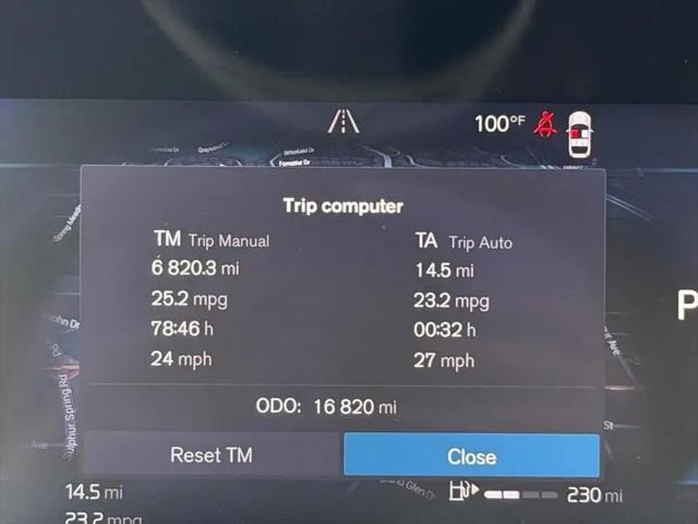2023 Volvo XC60 B5 Plus Dark Theme