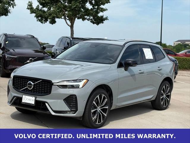 2024 Volvo XC60 B5 Plus Dark Theme