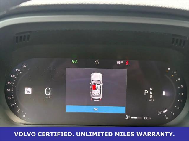 2024 Volvo XC60 B5 Plus Dark Theme