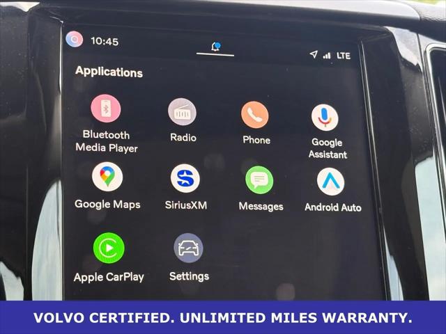 2024 Volvo XC60 B5 Plus Dark Theme
