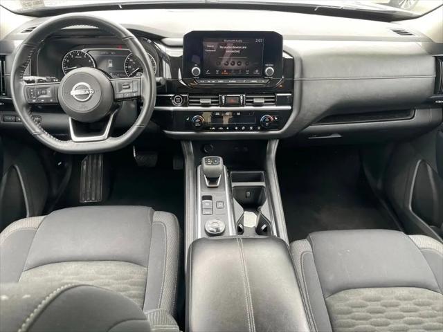 2025 Nissan Pathfinder SV 4WD