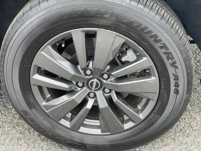2025 Nissan Pathfinder SV 4WD