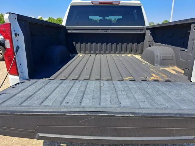 2022 Chevrolet Silverado 1500 4WD Crew Cab Short Bed LT