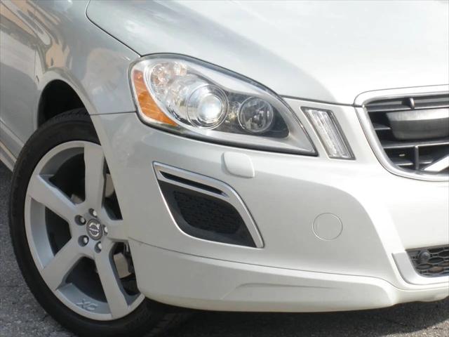 2011 Volvo XC60 T6 R-Design