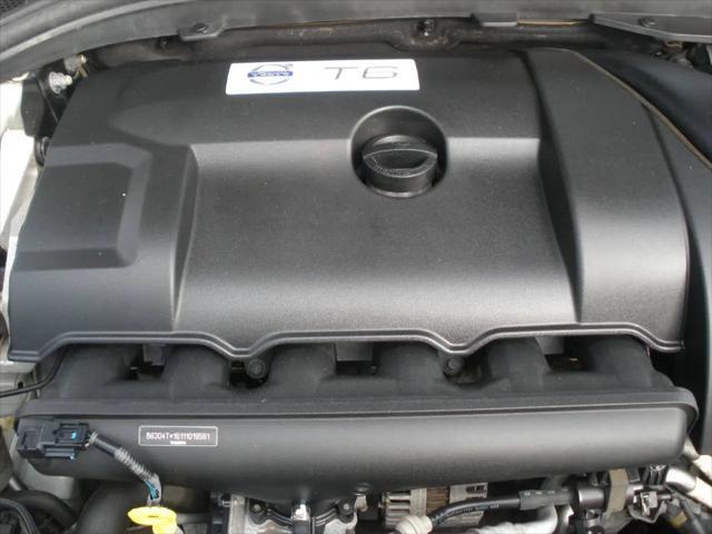 2011 Volvo XC60 T6 R-Design