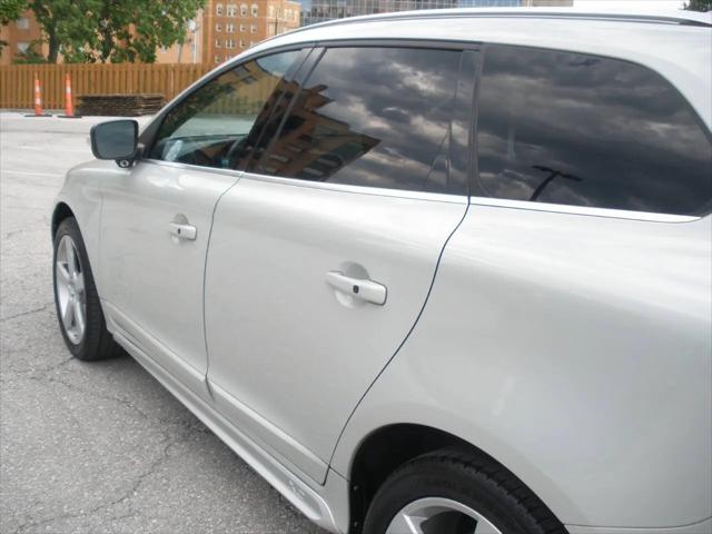 2011 Volvo XC60 T6 R-Design