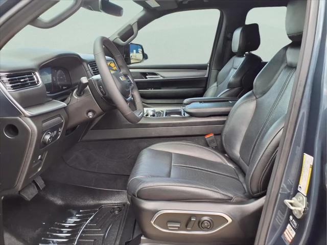 2023 Jeep Wagoneer Series II Carbide 4x4