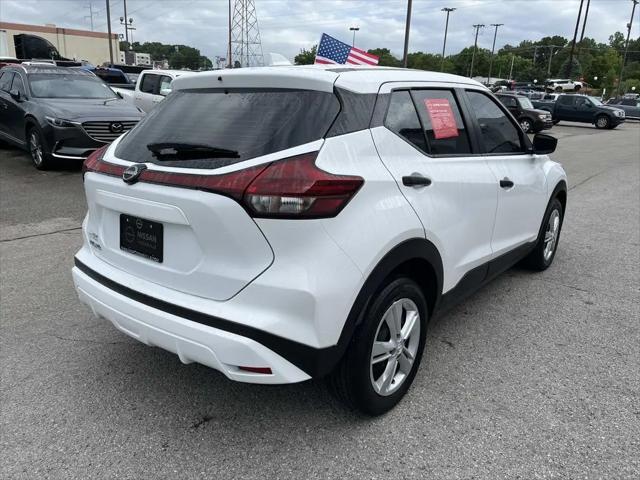 2024 Nissan Kicks S Xtronic CVT