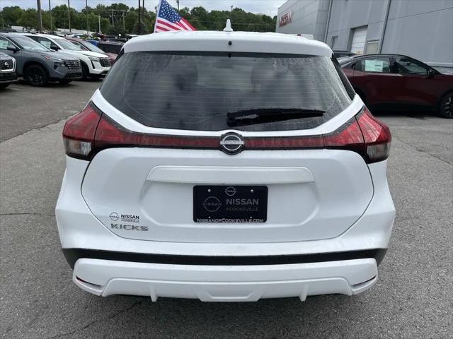 2024 Nissan Kicks S Xtronic CVT