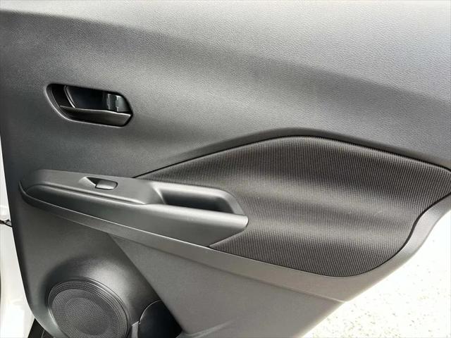 2024 Nissan Kicks S Xtronic CVT