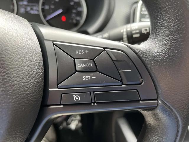 2024 Nissan Kicks S Xtronic CVT