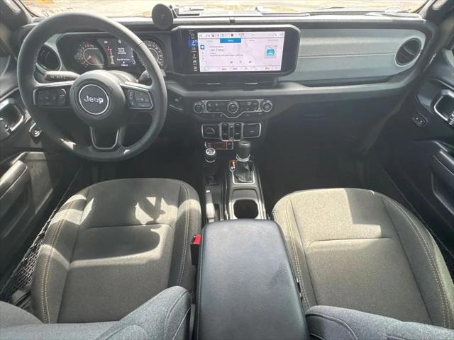2025 Jeep Gladiator Sport