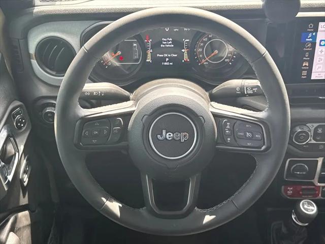 2025 Jeep Gladiator Sport