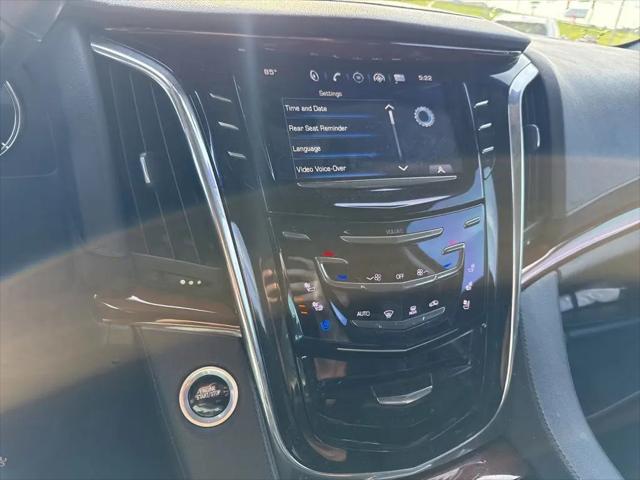 2018 Cadillac Escalade ESV Luxury