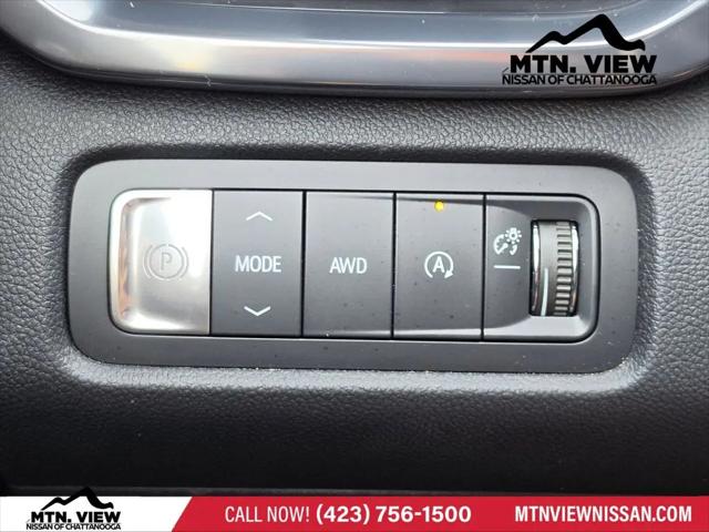 2025 GMC Acadia AWD AT4