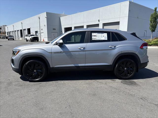 2026 Volkswagen Atlas Cross Sport SE with Technology