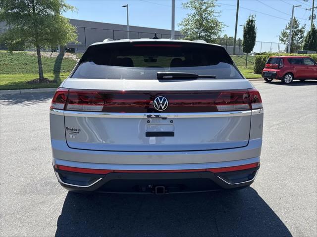 2026 Volkswagen Atlas Cross Sport SE with Technology