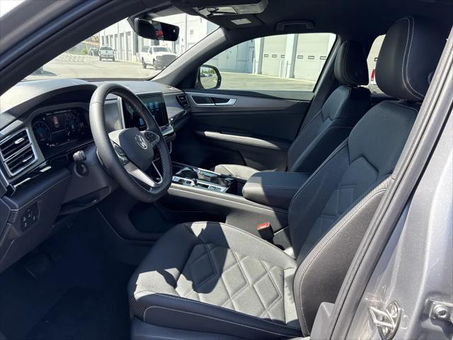 2026 Volkswagen Atlas Cross Sport SE with Technology