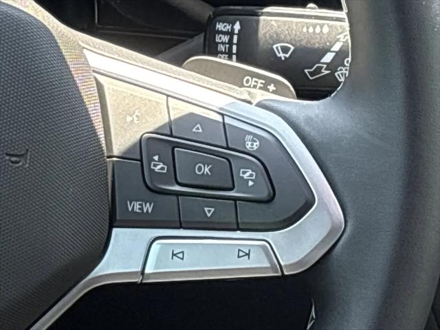 2026 Volkswagen Atlas Cross Sport SE with Technology