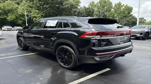 2026 Volkswagen Atlas Cross Sport SE with Technology
