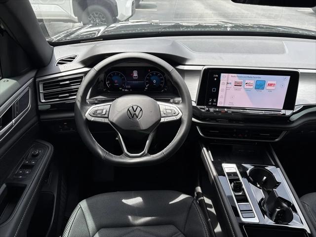2026 Volkswagen Atlas Cross Sport SE with Technology