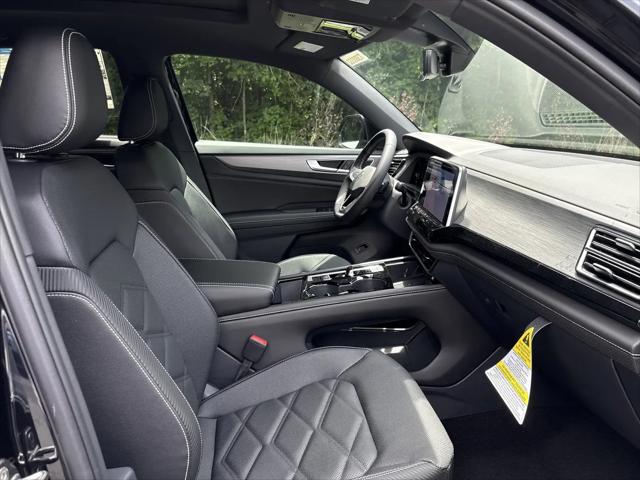 2026 Volkswagen Atlas Cross Sport SE with Technology