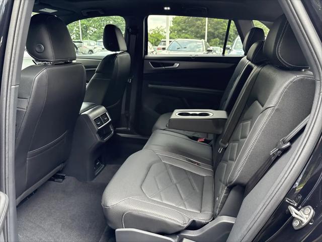 2026 Volkswagen Atlas Cross Sport SE with Technology