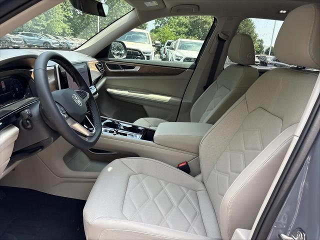 2026 Volkswagen Atlas SE with Technology