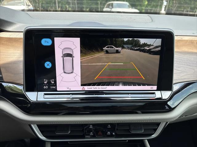 2026 Volkswagen Atlas SE with Technology