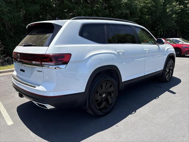 2026 Volkswagen Atlas SE with Technology
