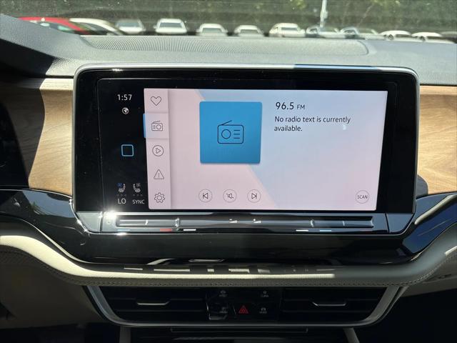 2026 Volkswagen Atlas SE with Technology