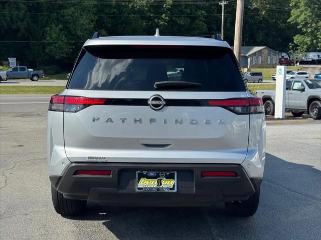 2025 Nissan Pathfinder SV FWD
