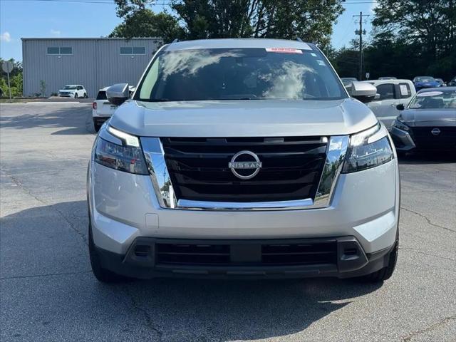 2025 Nissan Pathfinder SV FWD