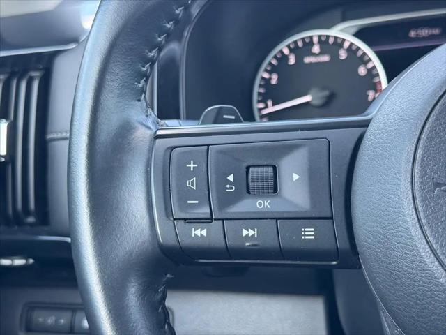 2025 Nissan Pathfinder SV FWD