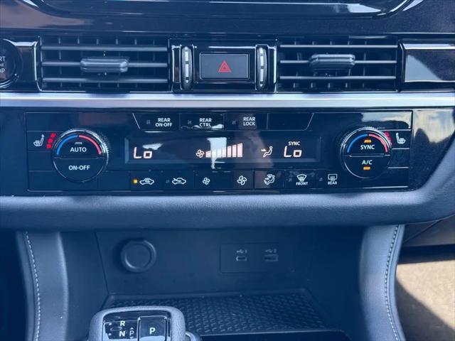 2025 Nissan Pathfinder SV FWD