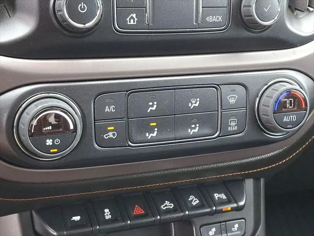 2022 GMC Canyon AT4 w/Leather