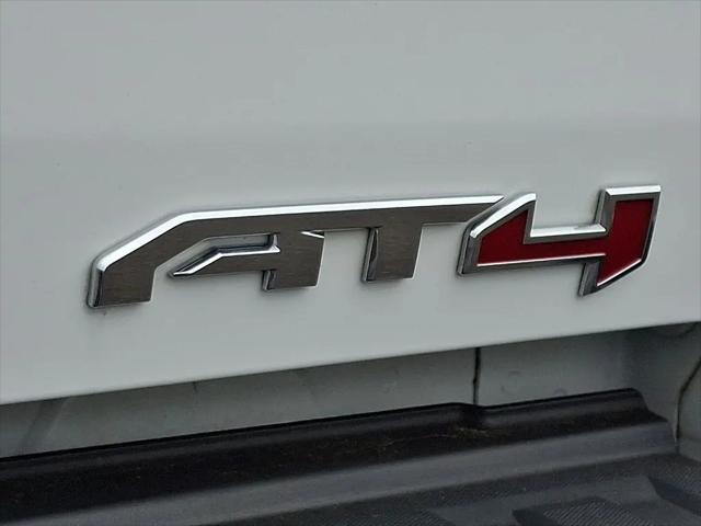 2022 GMC Canyon AT4 w/Leather