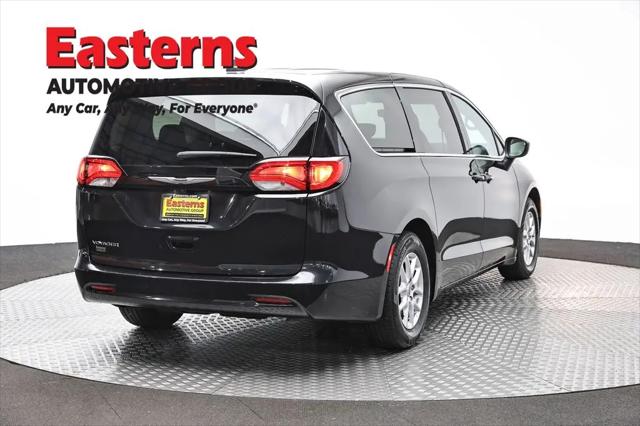 2024 Chrysler Voyager LX