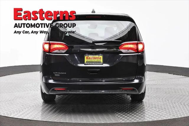 2024 Chrysler Voyager LX