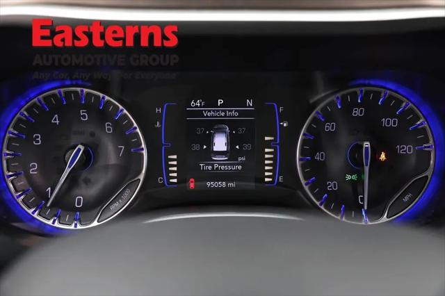 2024 Chrysler Voyager LX