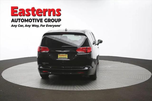 2024 Chrysler Voyager LX
