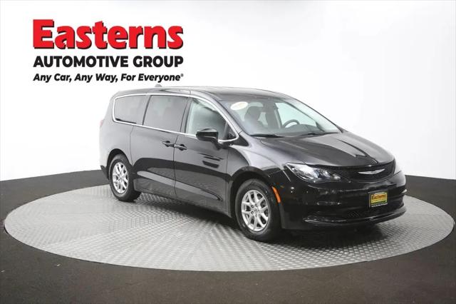 2024 Chrysler Voyager LX