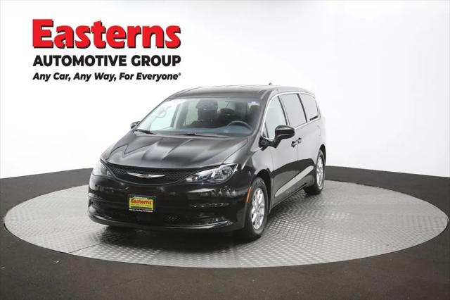 2024 Chrysler Voyager LX