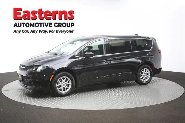 2024 Chrysler Voyager LX