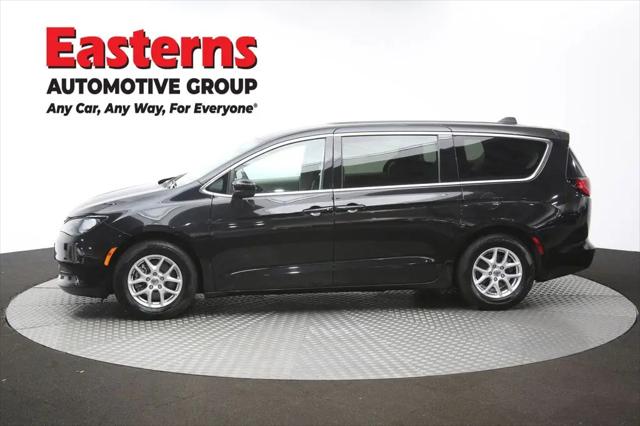 2024 Chrysler Voyager LX