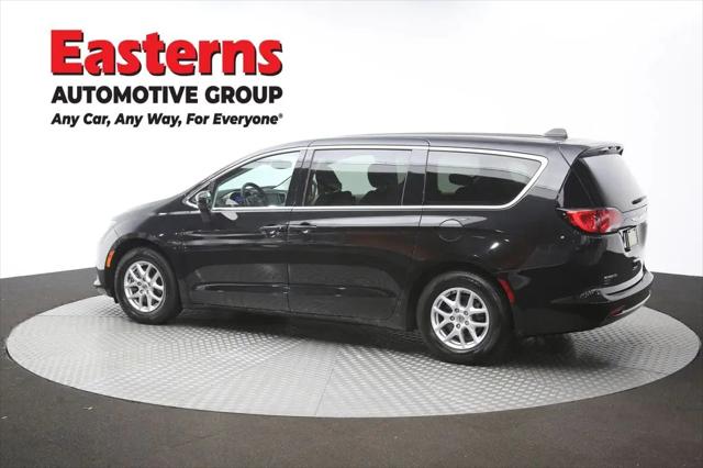 2024 Chrysler Voyager LX