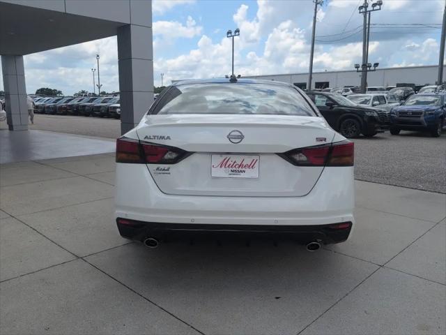 2026 Nissan Altima SR FWD