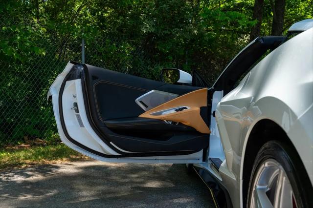 2022 Chevrolet Corvette Stingray RWD Coupe 2LT